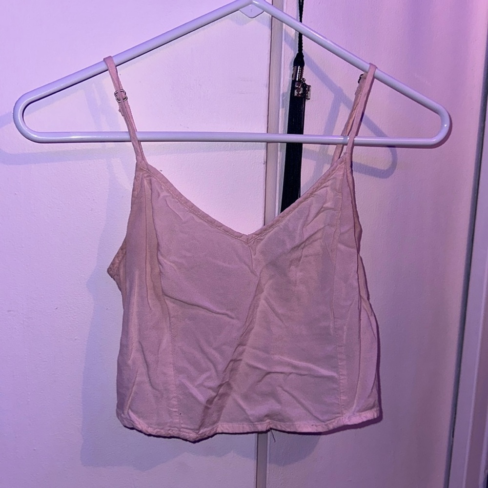 ⚠️LAST 6 WEEKS TO PURCHASE— Hollister pink cropped tank top🩷